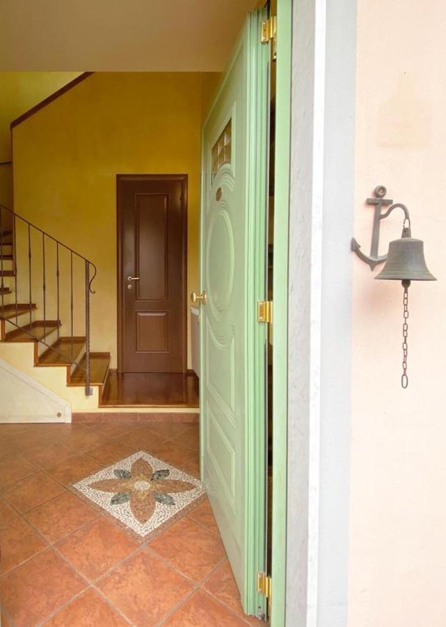 La Madonnina Bed and Breakfast Querceta Eksteriør billede